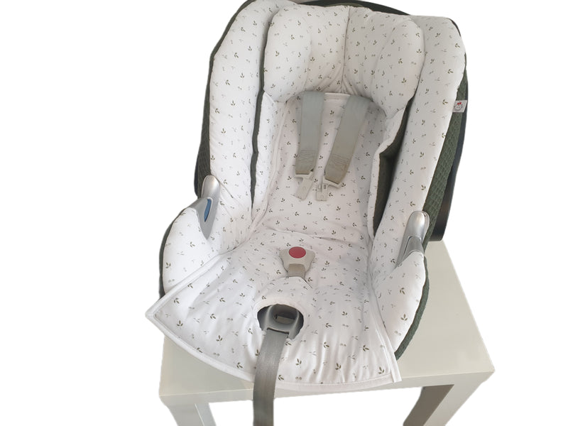 Babyschalen Bezug Cybex Q grün Blätter von Atelier MiaMia